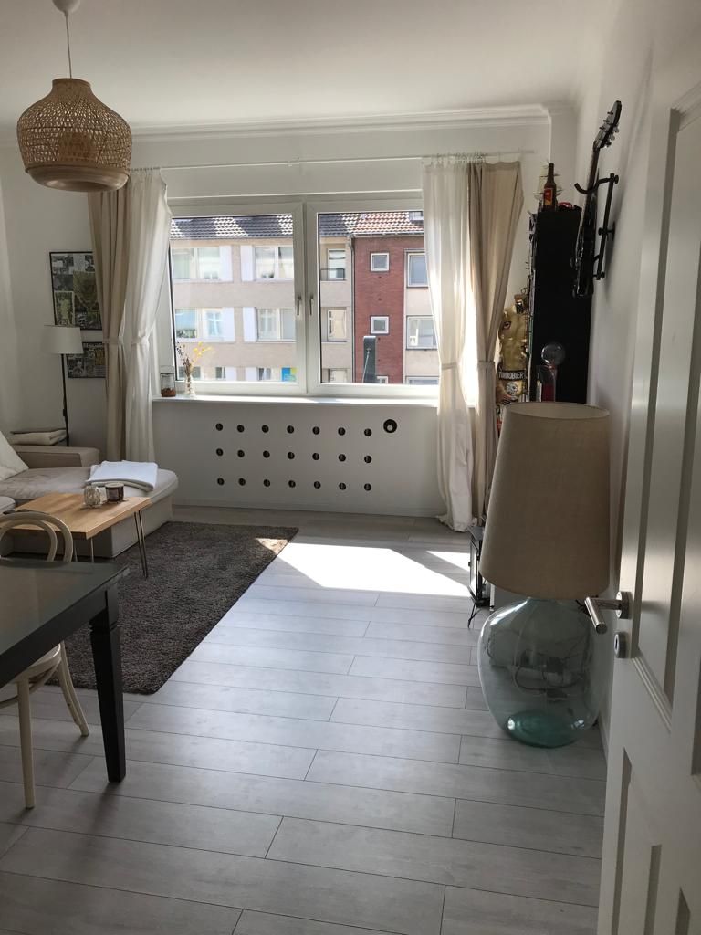 Immobilie Eigentumswohnung Wohnzimmer Düsseldorf